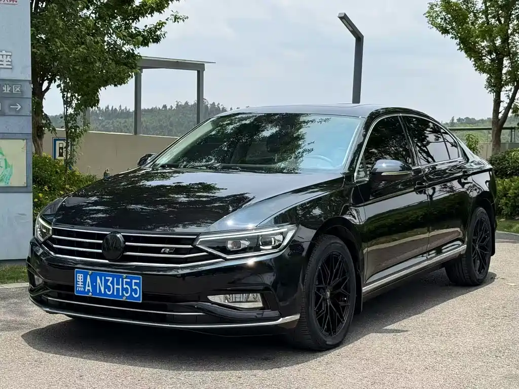 Volkswagen Magotan 2020 330TSI DSG Lead