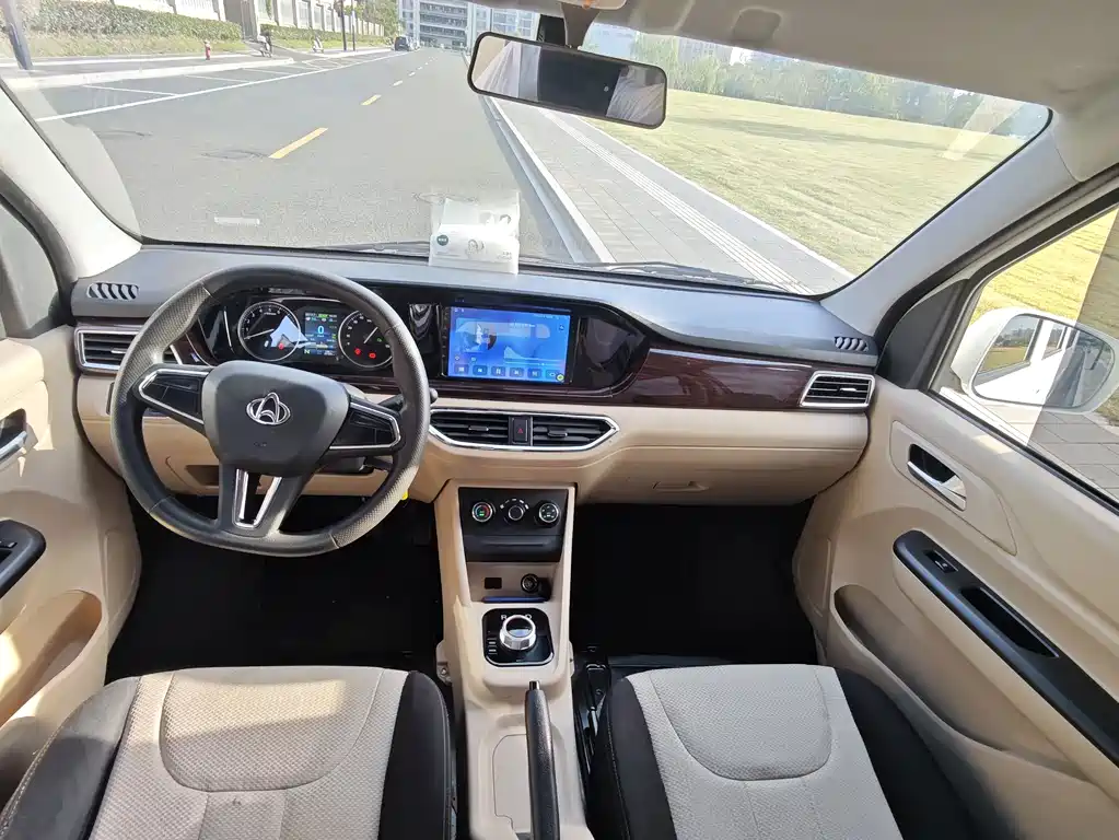 Kuayue Kuayue Star V5 EV — миниатюра 8
