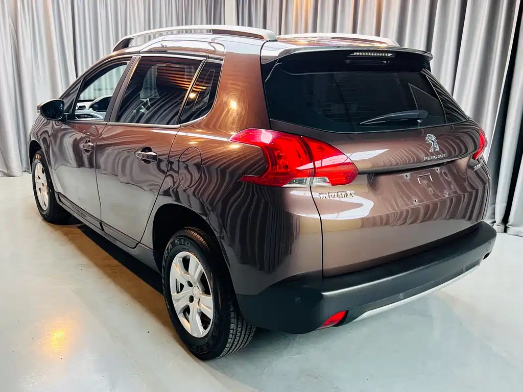 Peugeot 2008 2014 1.6L AT