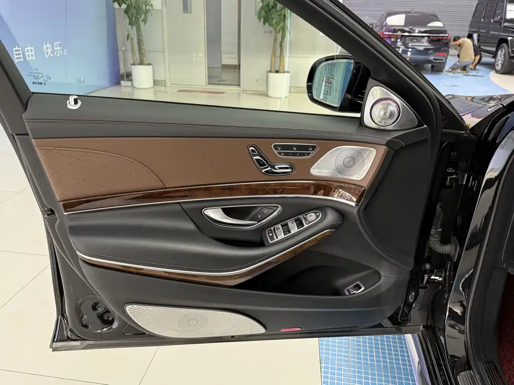 Mercedes-Benz S-Class AMG — миниатюра 22