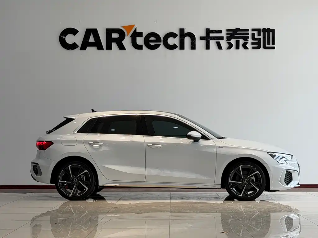 Audi A3 2024 Sportback 35 TFSI Fashion Sport