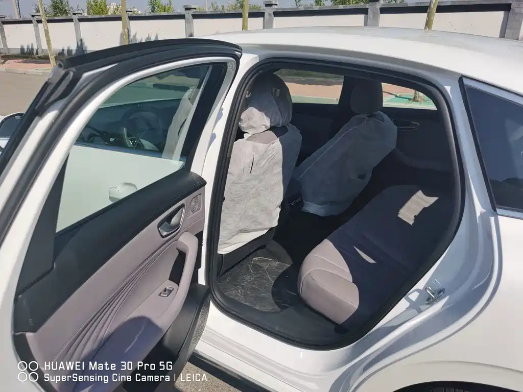 Roewe M7 DMH — миниатюра 7