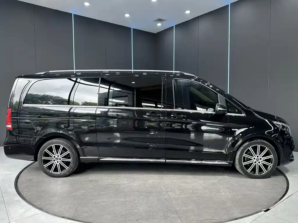 Mercedes-Benz V-Class V 2022 V 260 L Luxury