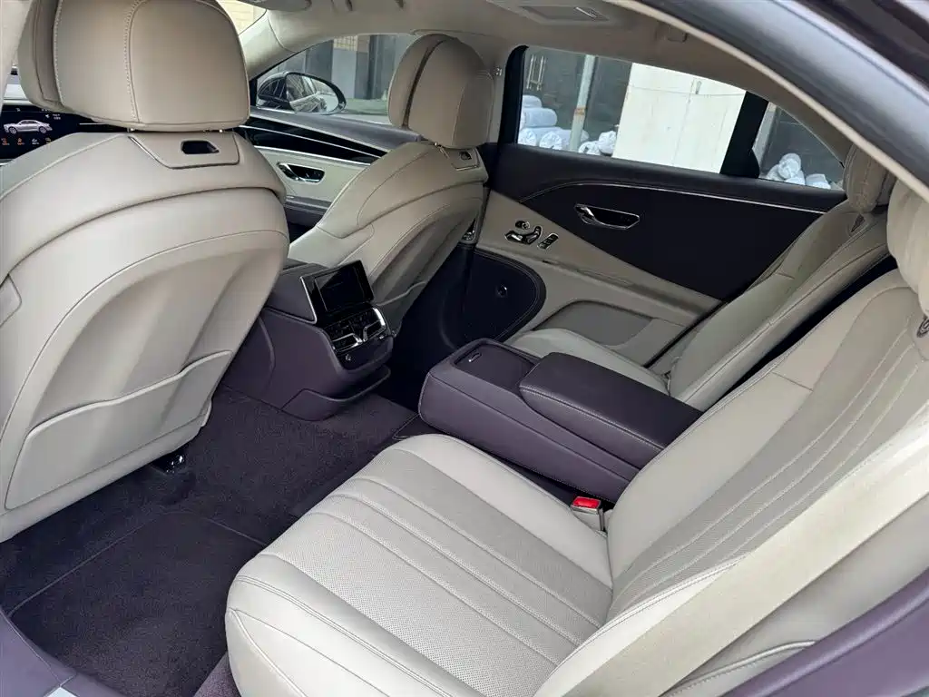 Bentley Flying Spur 2024 4.0T V8 Standard
