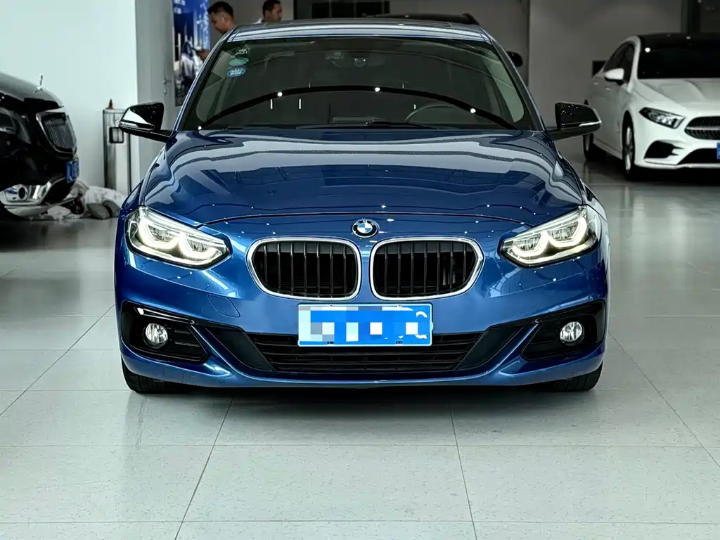 BMW 1 Series 118i Sport Type, фото 2