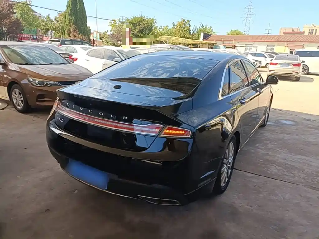 Lincoln MKZ — миниатюра 7