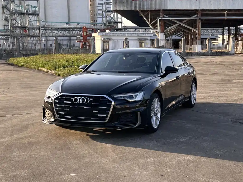 Audi A6L 2022