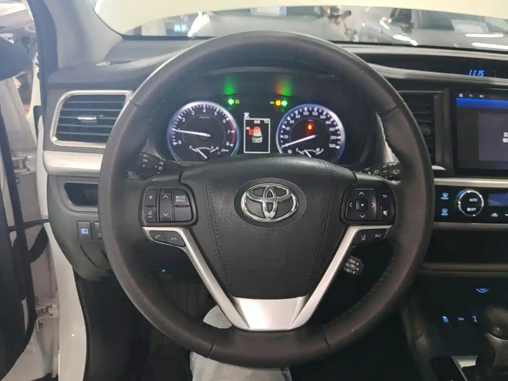 Toyota Highlander — фотографии объявления, Фото 11