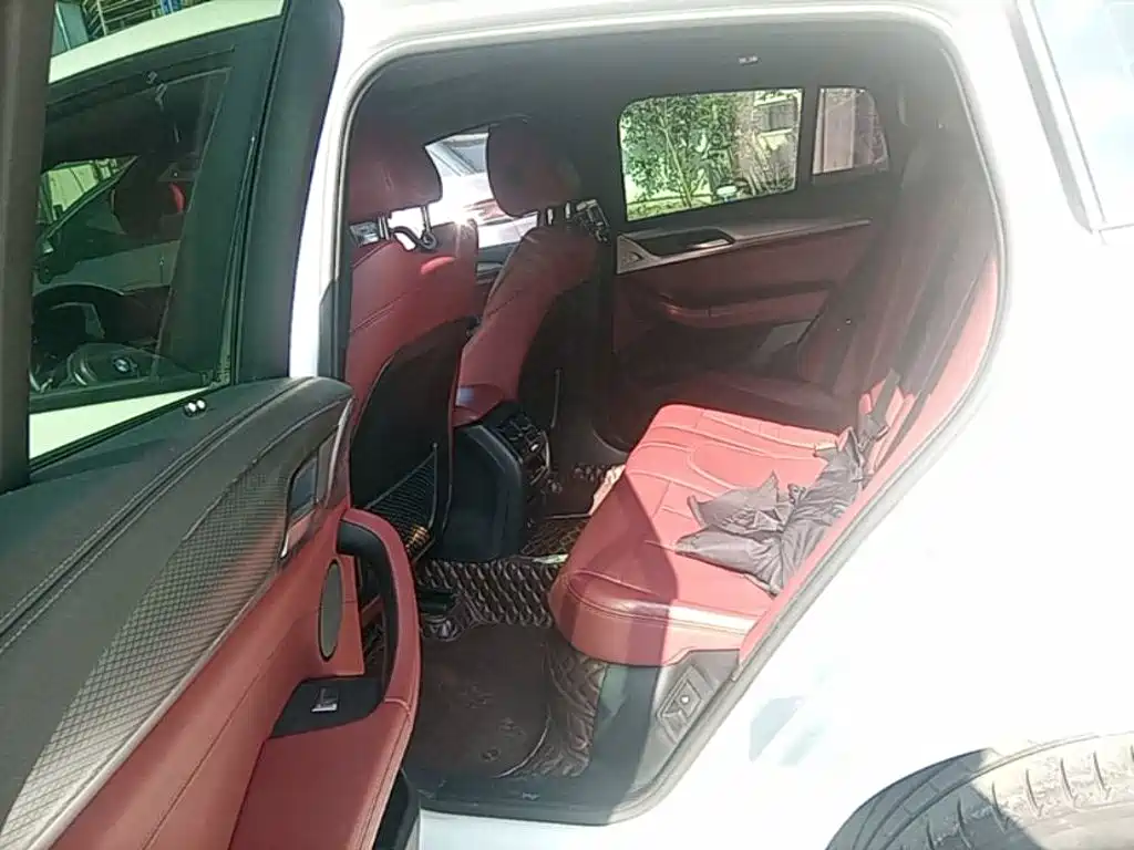 BMW X4 — миниатюра 17