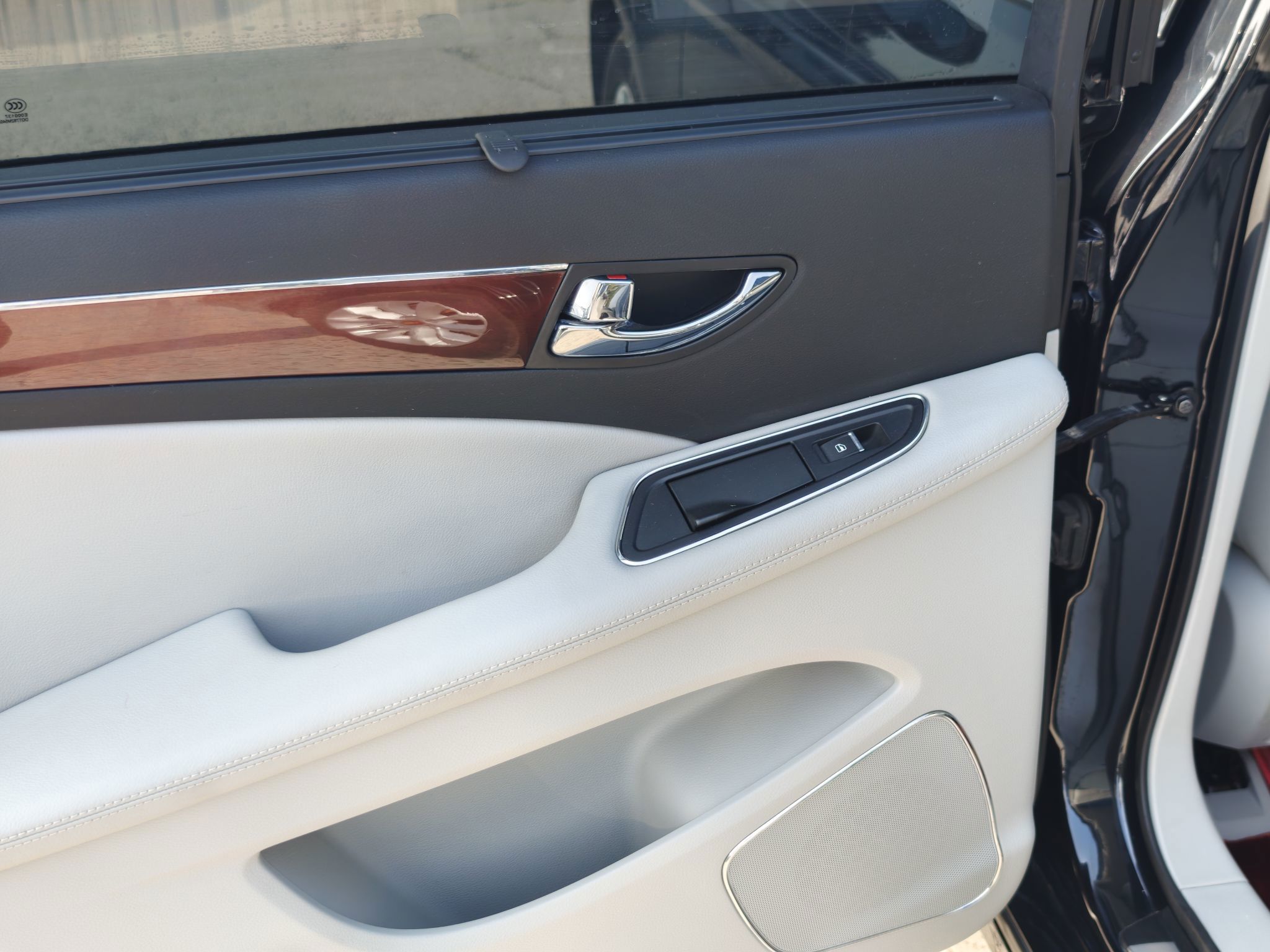 Hongqi Hongqi H7 — миниатюра 20