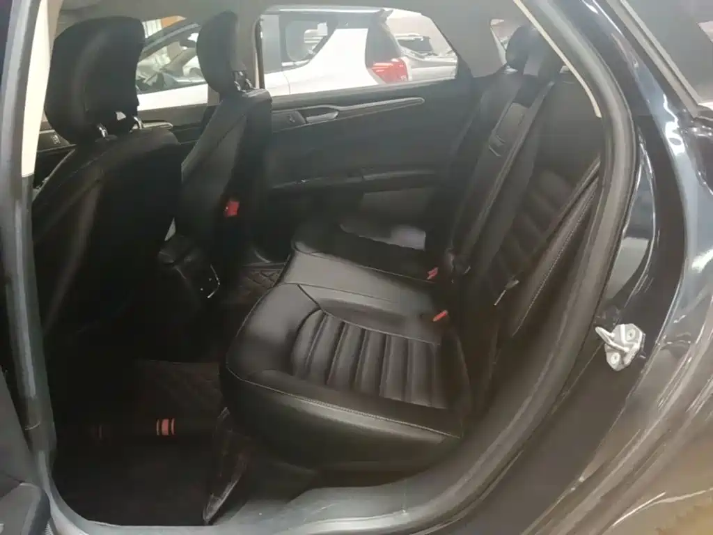 Ford Mondeo New Energy — миниатюра 17