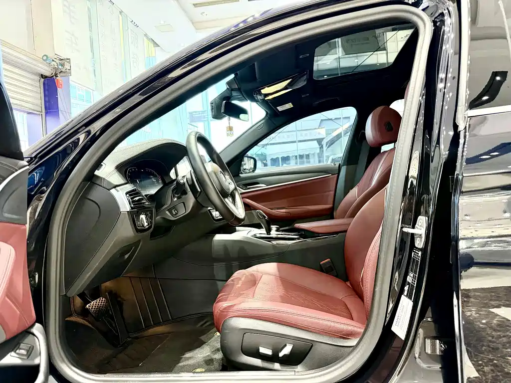BMW 5 Series — миниатюра 5