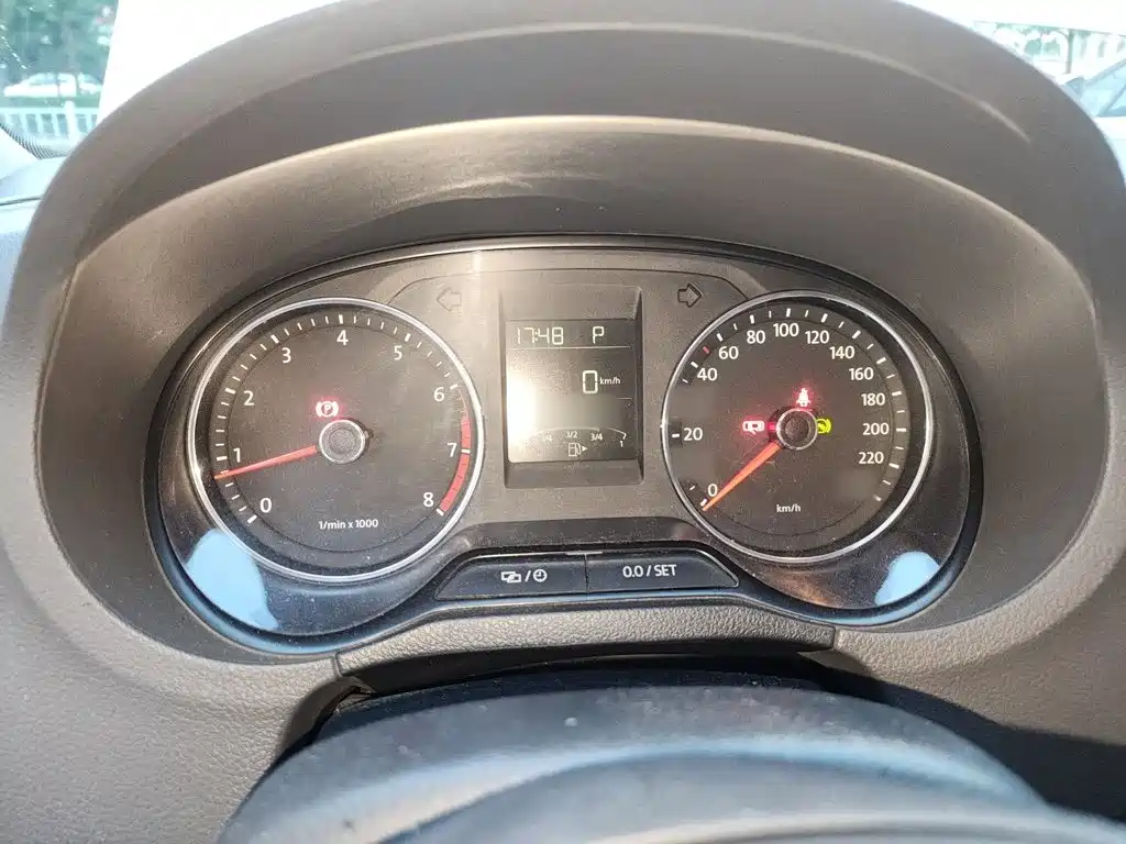 Volkswagen Polo — миниатюра 4