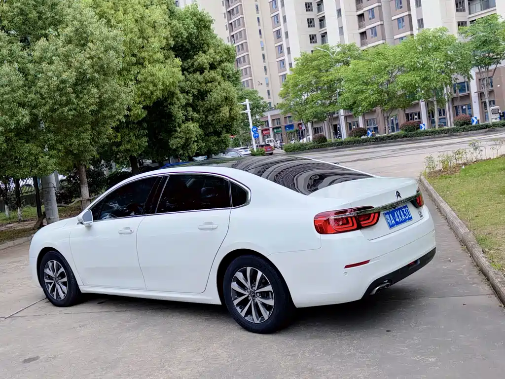 Citroen C6 — миниатюра 4