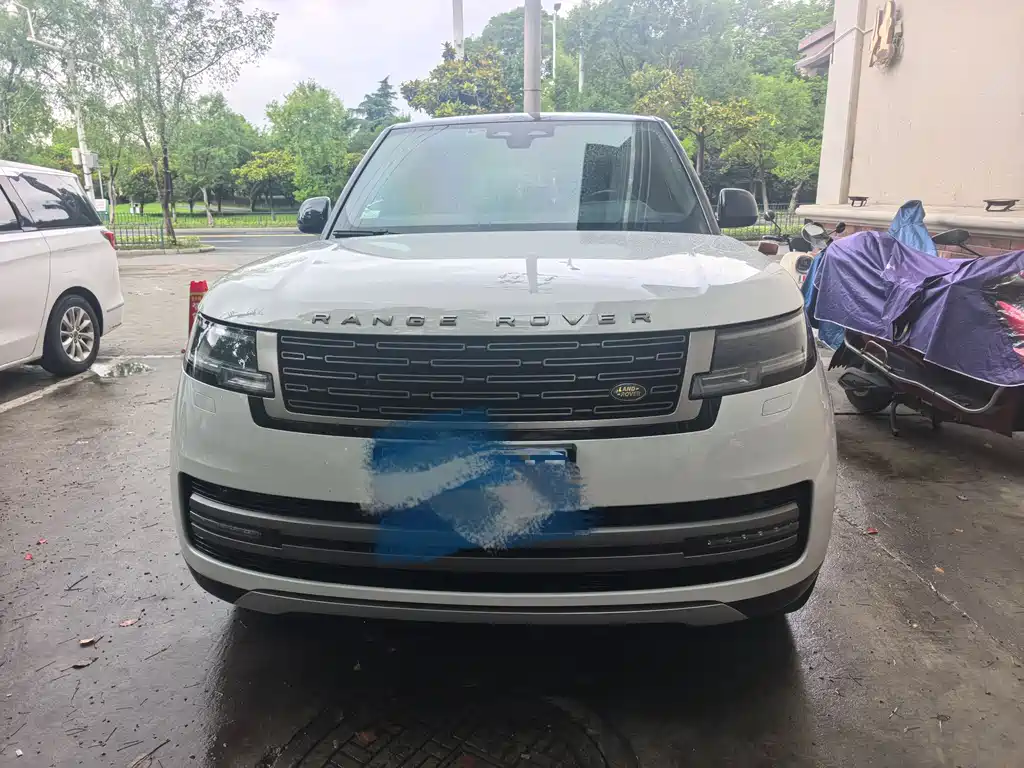 Land Rover Range Rover 2023 3.0 L6 400PS мест Long Wheelbase