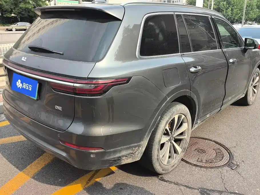 Li Auto ONE 2020 6 мест