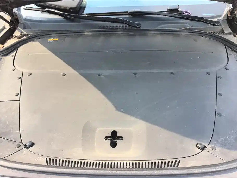 Li Auto ONE 2020 6 мест