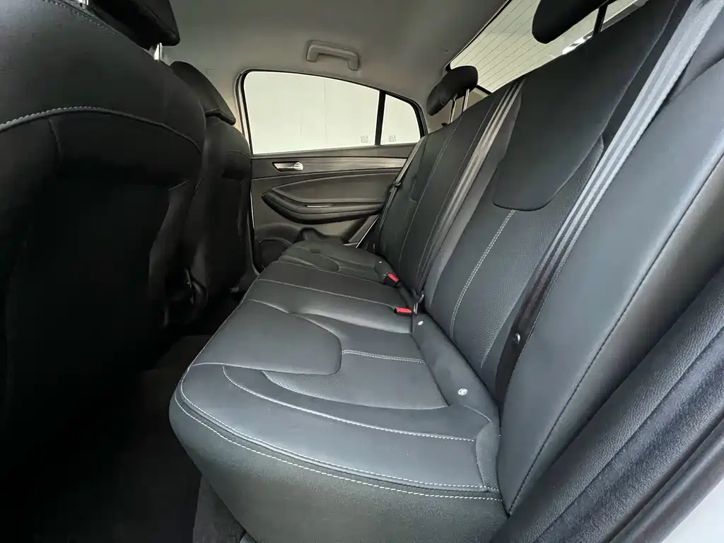Chery Arrizo 5 — миниатюра 12