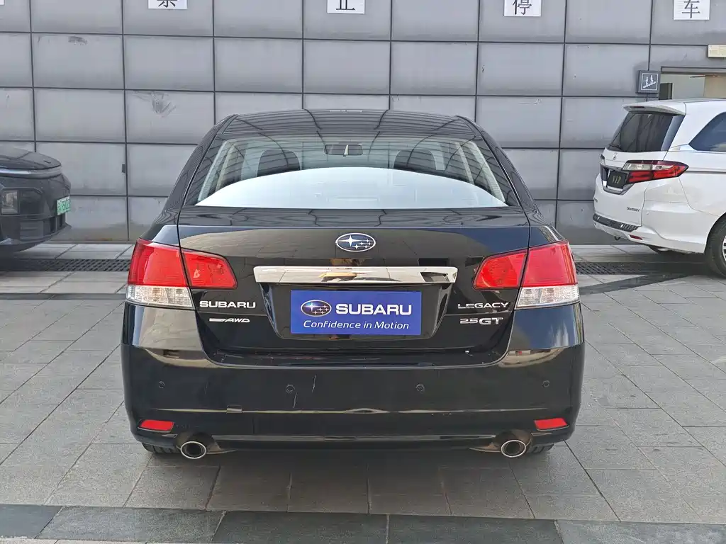 Subaru Legacy 2010 2.5GT Luxury