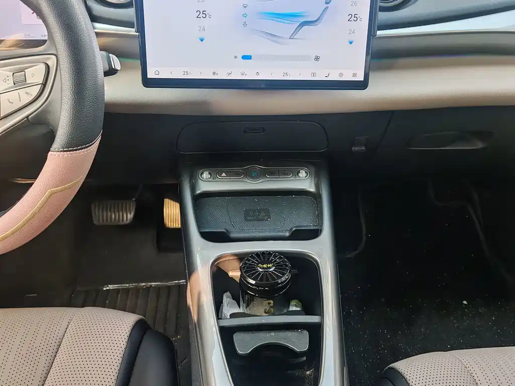 BYD Dolphin — миниатюра 14