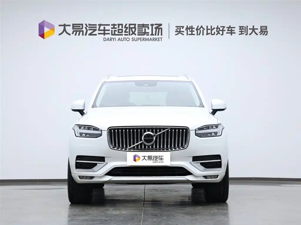 VOLVO  XC90