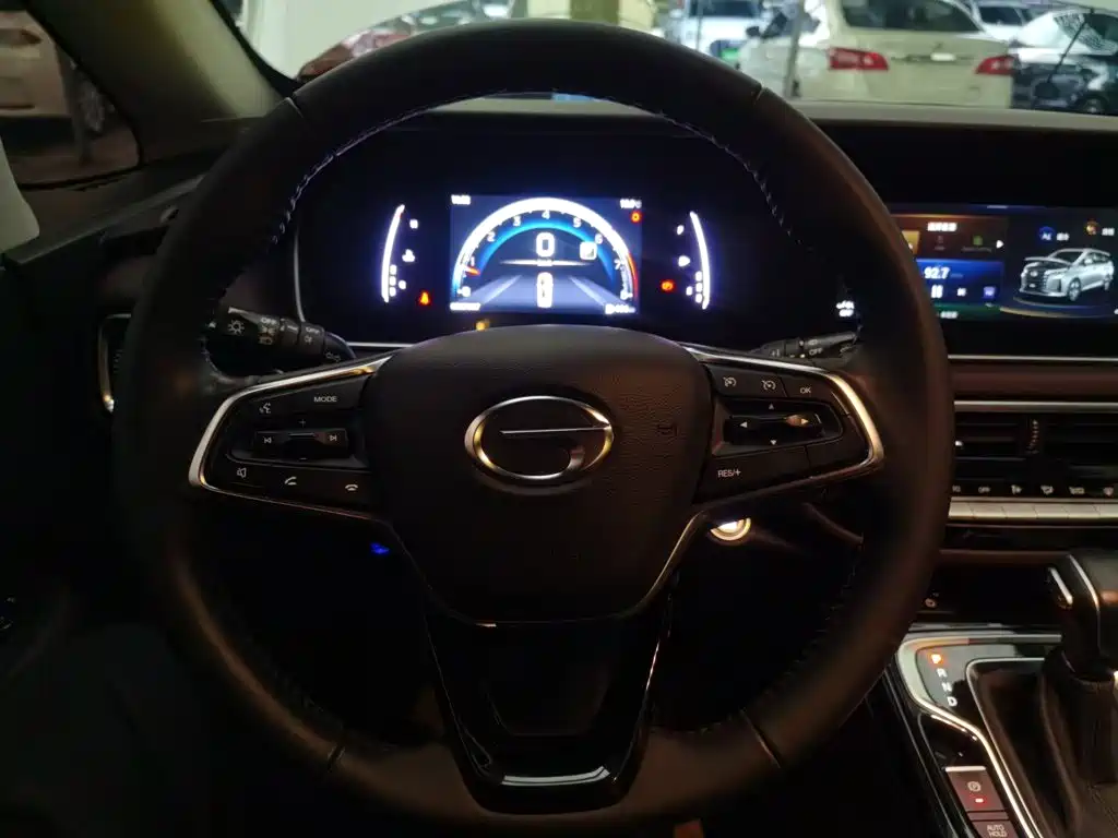 GAC Motor Trumpchi M6 — миниатюра 5