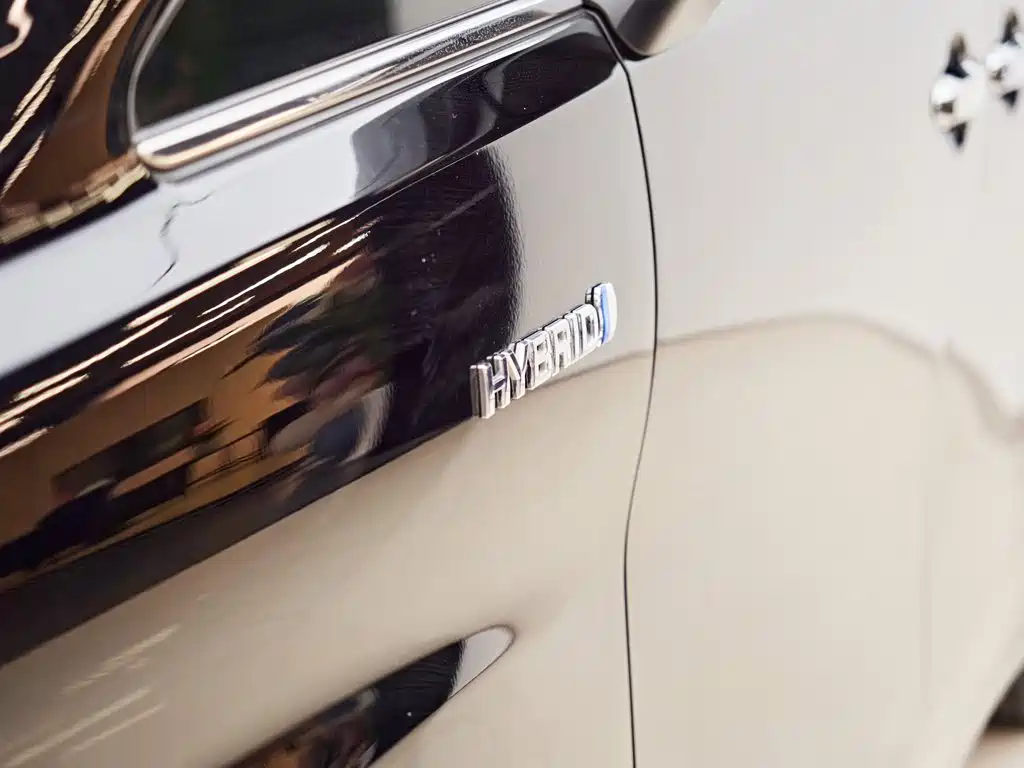 Toyota Vellfire 2021 2.5L HV Luxury