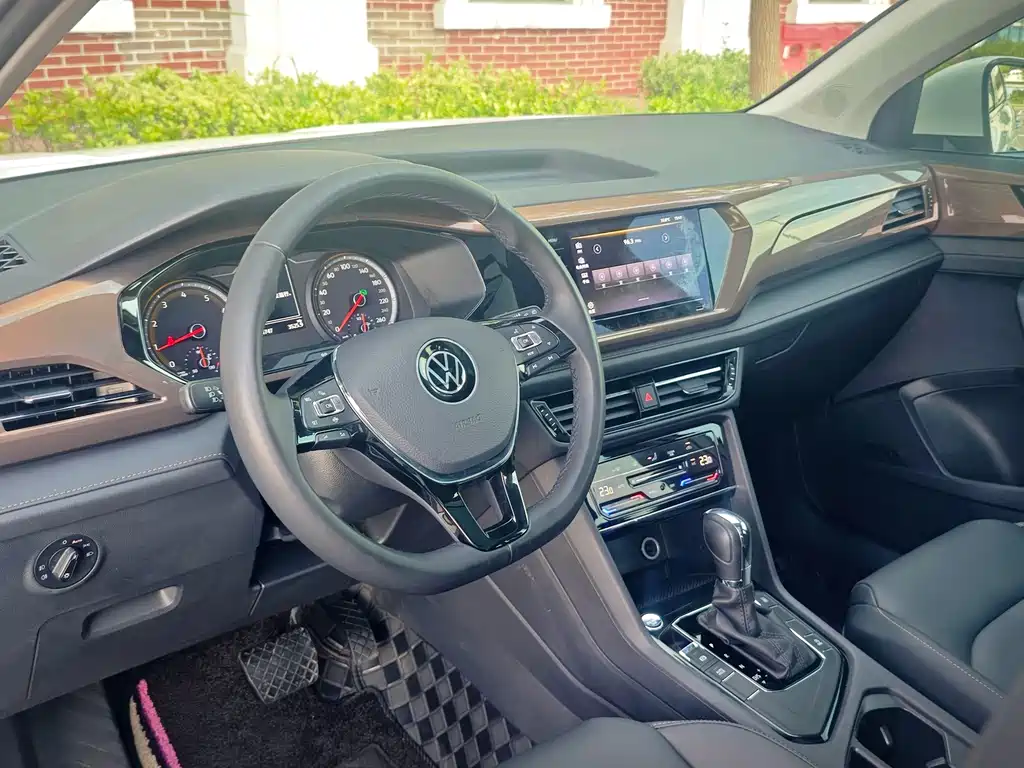 Volkswagen Tharu 2020 280TSI Comfort VI