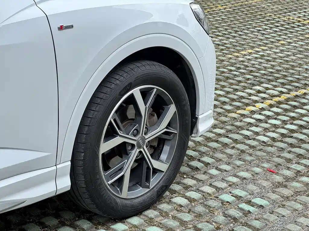 Audi Q3 Sportback — миниатюра 6