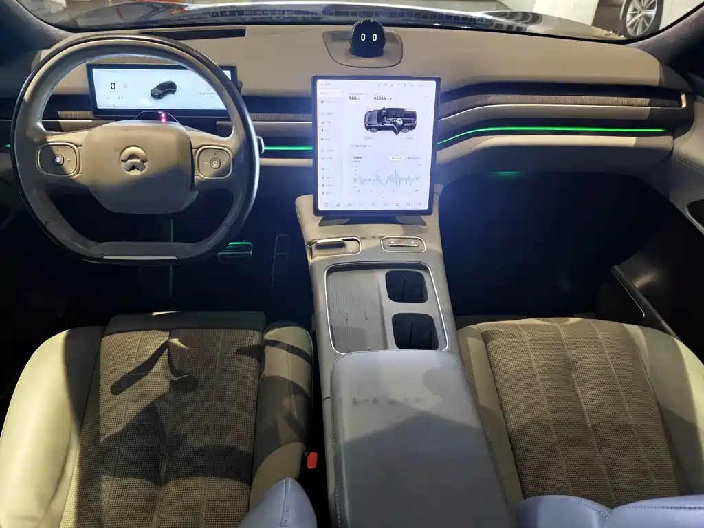 NIO ES8 2023 75kWh Executive