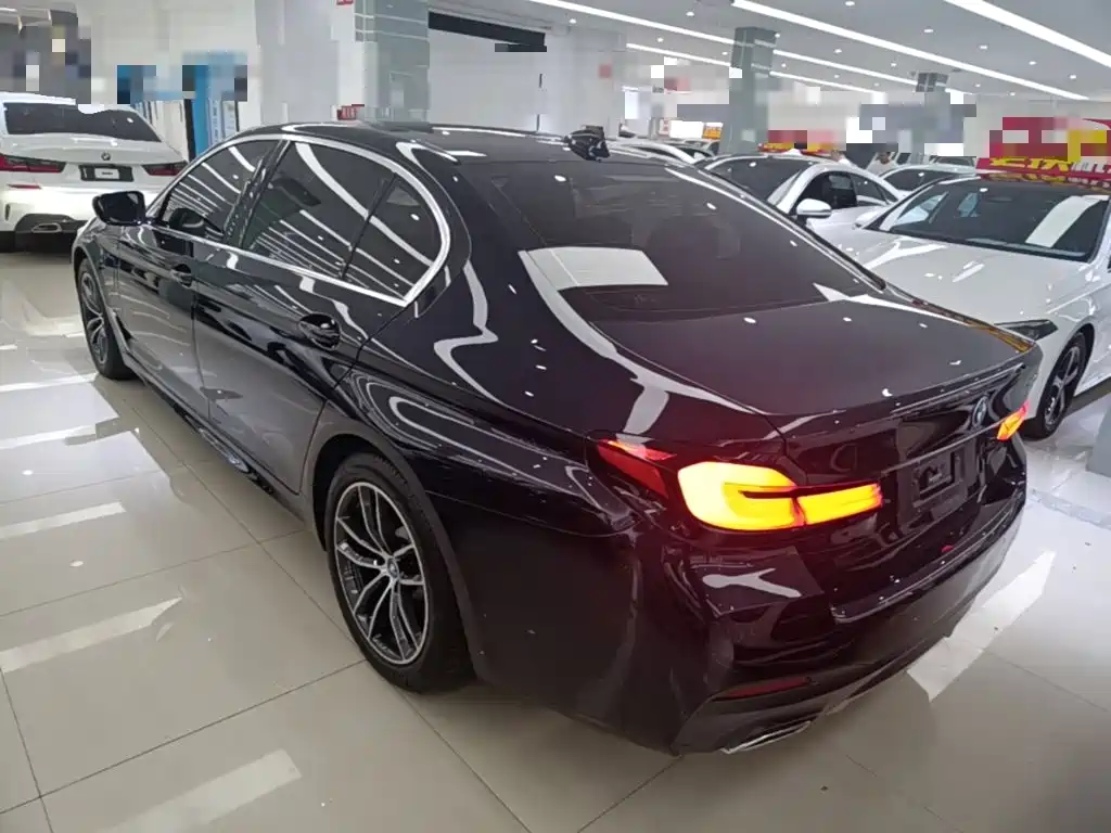 BMW 5 Series 5 2022 535Le M Sport