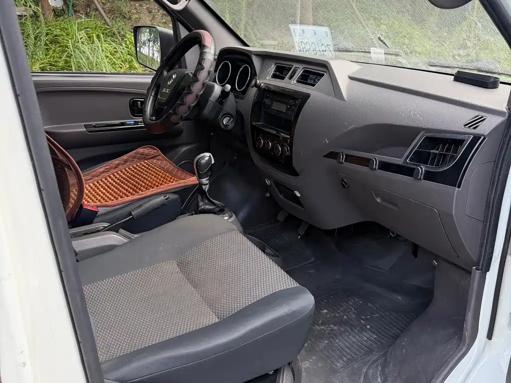 Dongfeng EM27 — миниатюра 10