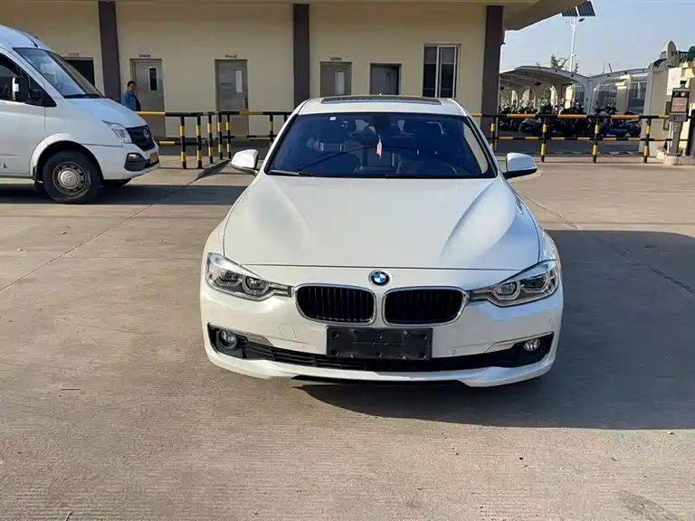 BMW 3 Series 2013