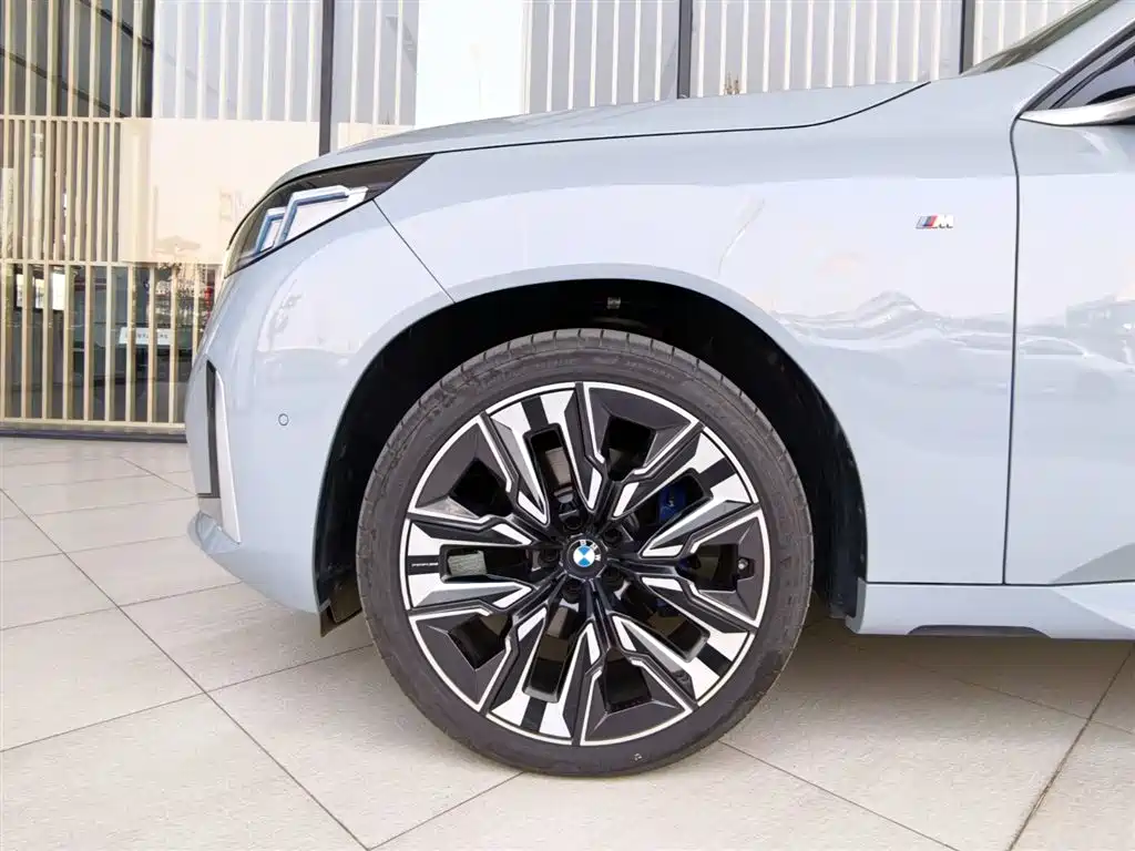 BMW X3 2025 xDrive30L Premium M Sport