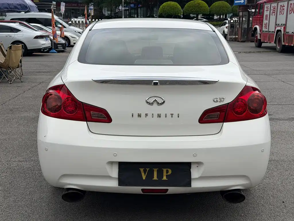 Infiniti G — миниатюра 5