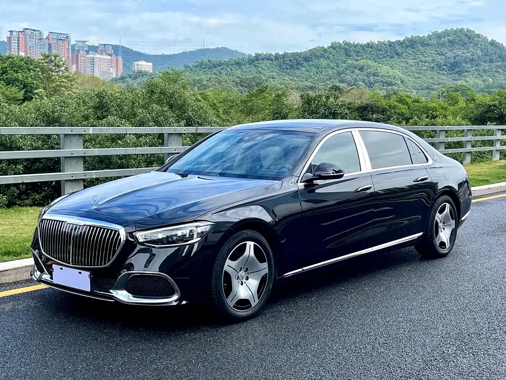 Mercedes-Benz S-Class 2023