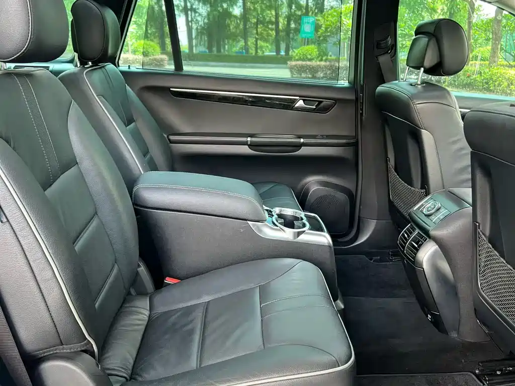 Mercedes-Benz R 2014 R 400 4MATIC Luxury