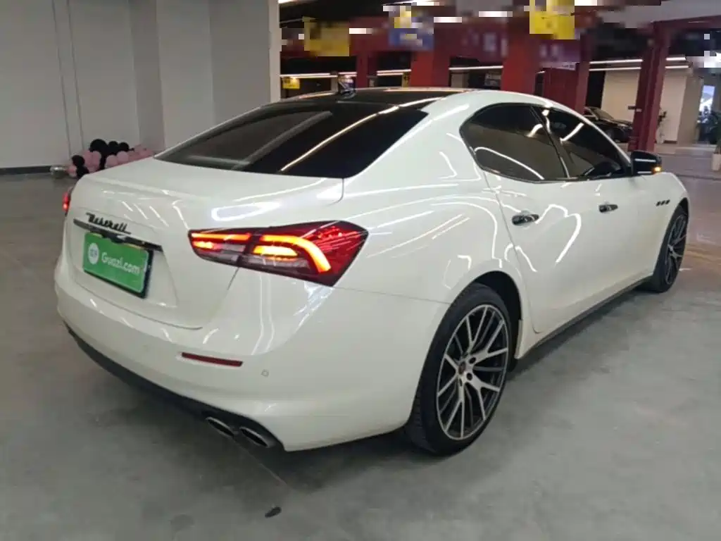 Maserati Ghibli — миниатюра 7
