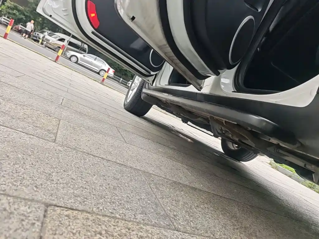Chevrolet Captiva — миниатюра 22