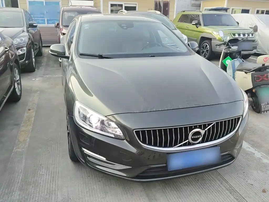 Volvo S60 — миниатюра 4