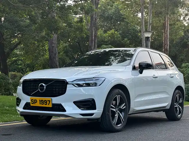 VOLVO  XC60 2020