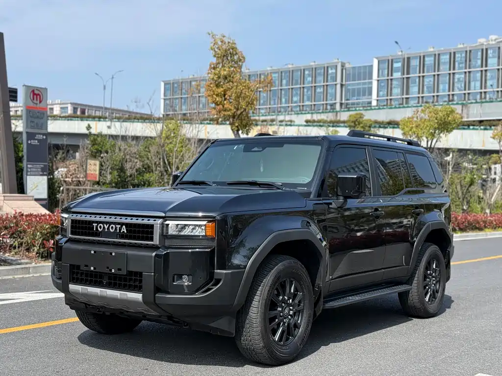 Toyota Prado 2025