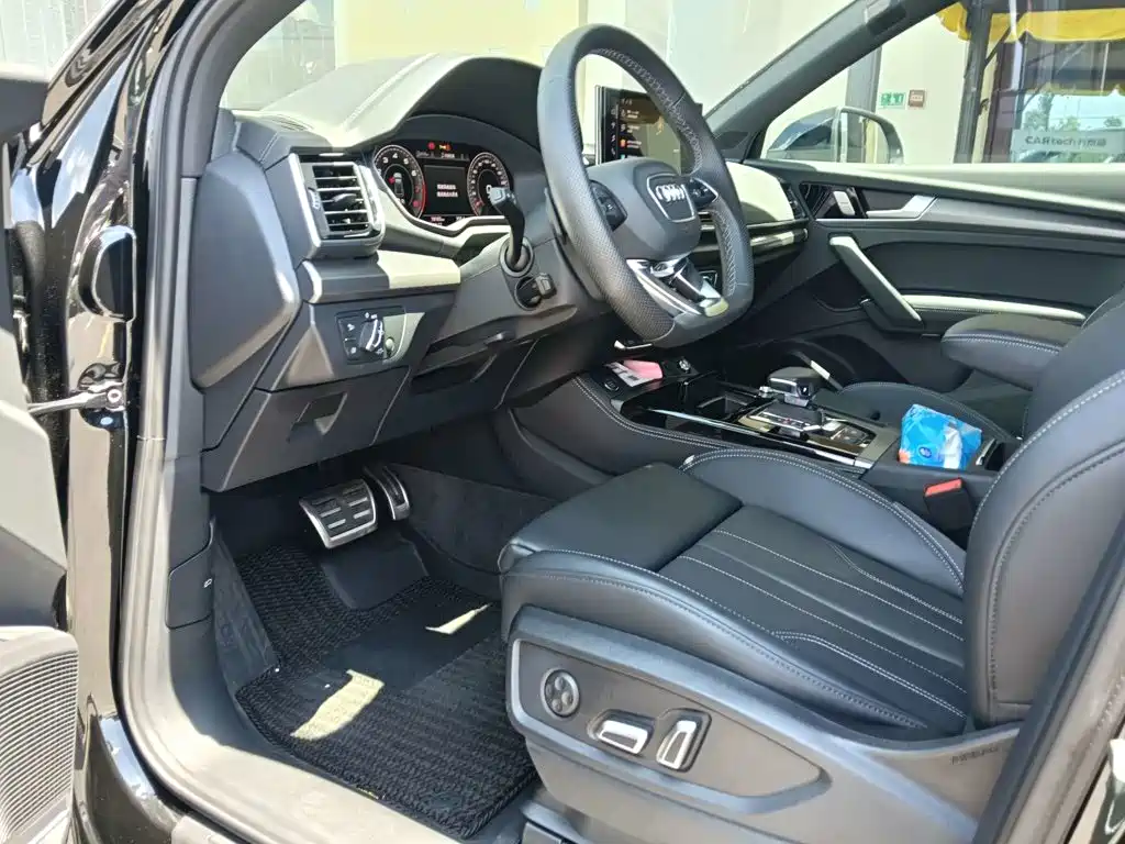 Audi Q5L — миниатюра 6