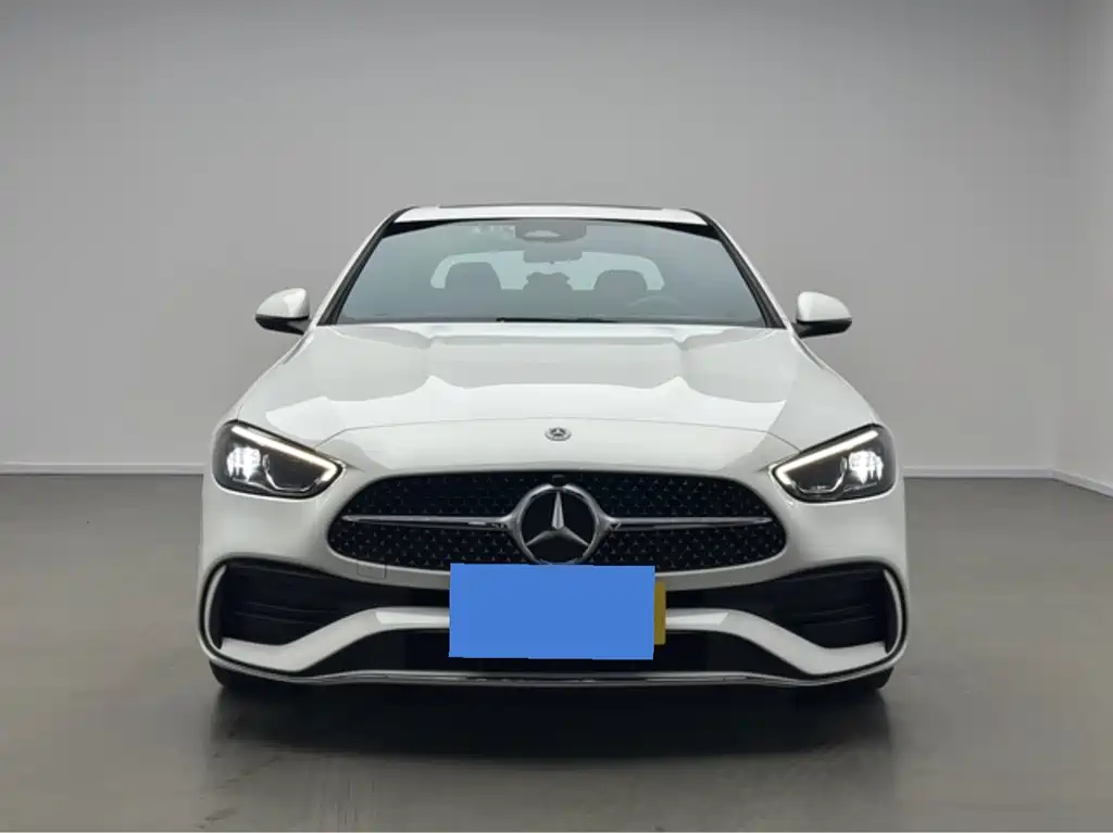 Mercedes-Benz C-Class — миниатюра 2