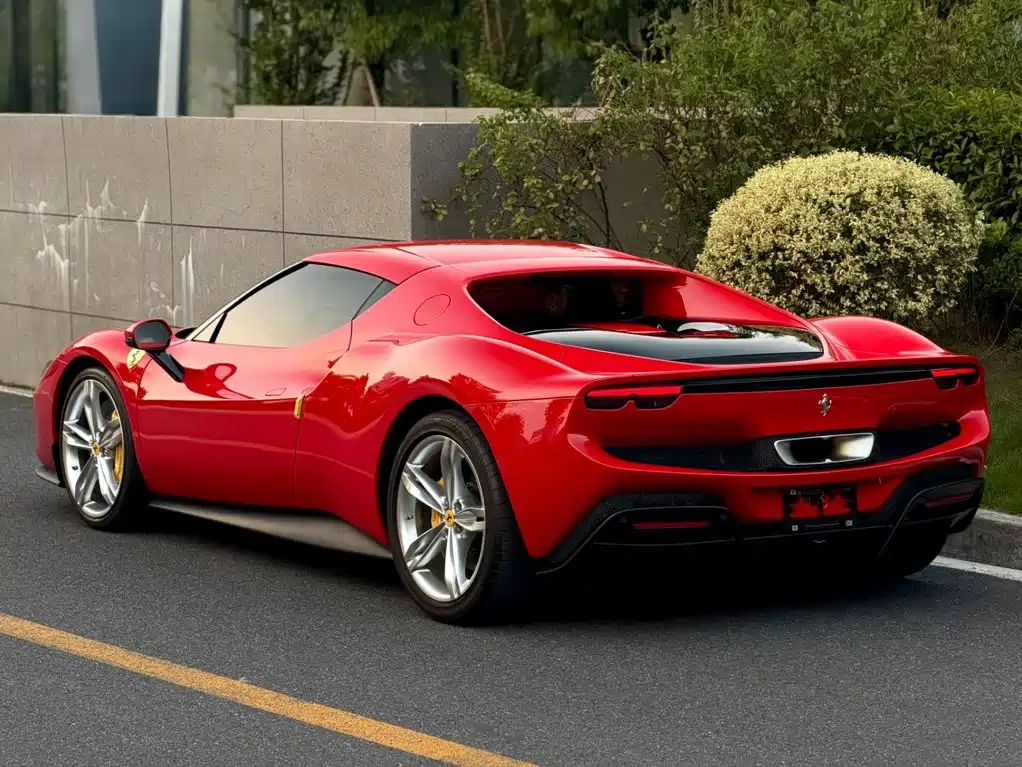 Ferrari 296 — миниатюра 3