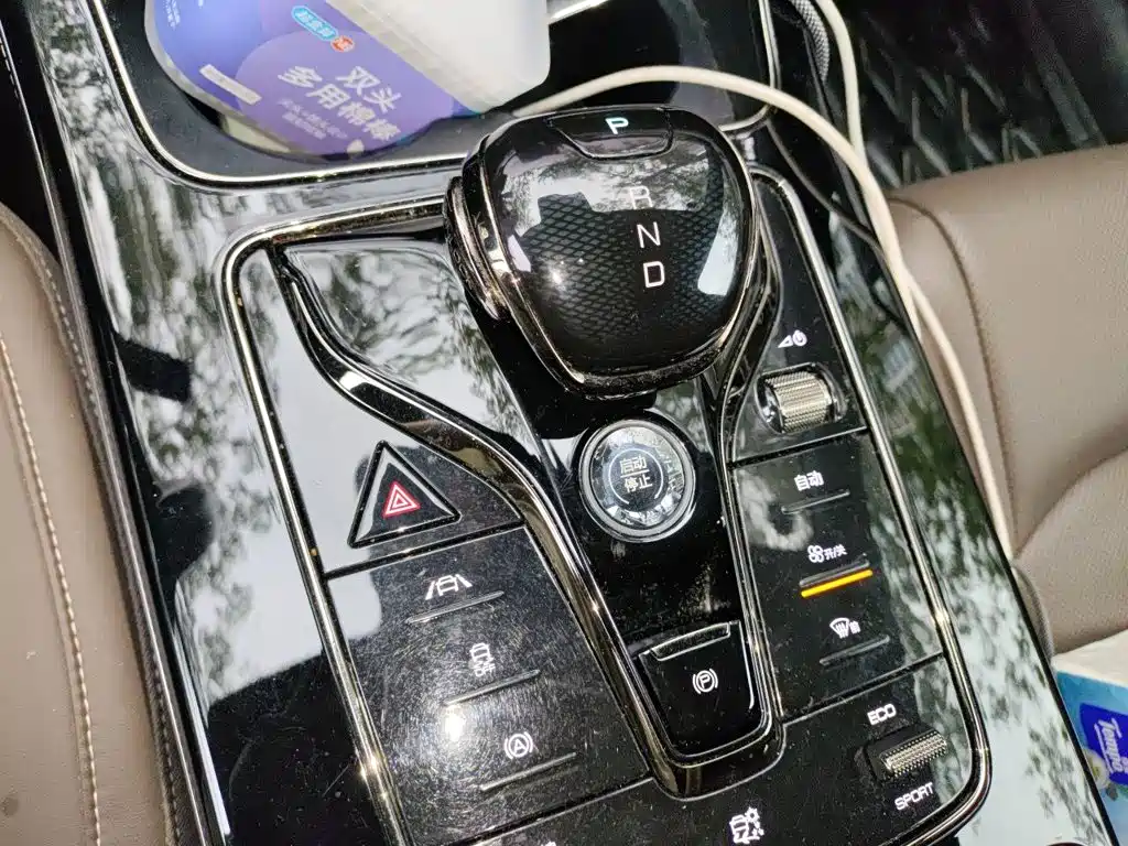 BYD Han — миниатюра 15