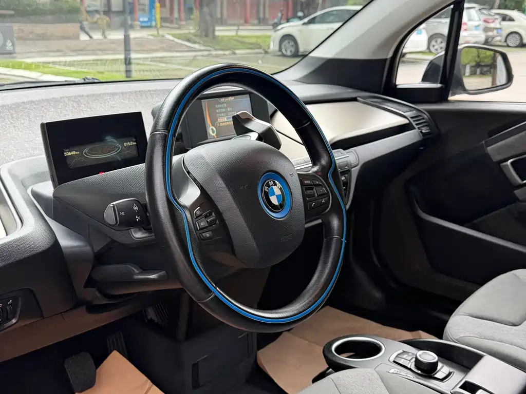 BMW i3 (Import) — миниатюра 7
