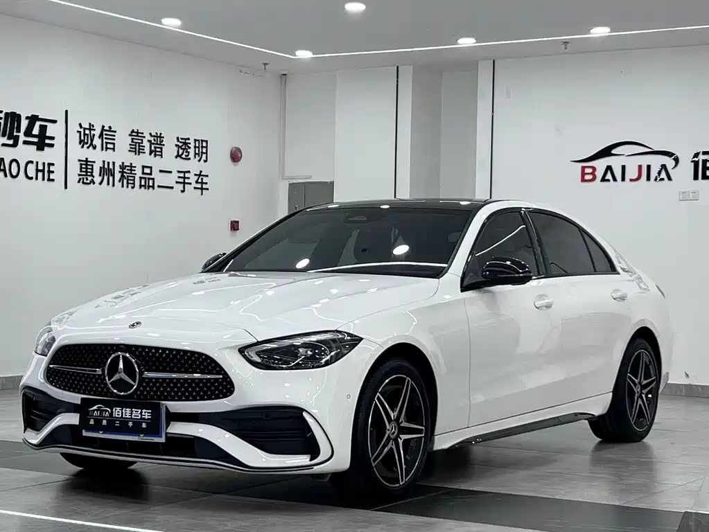 Mercedes-Benz C-Class 2024