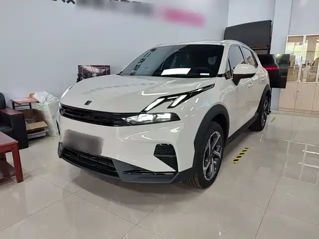 2024 Lynk & Co 06