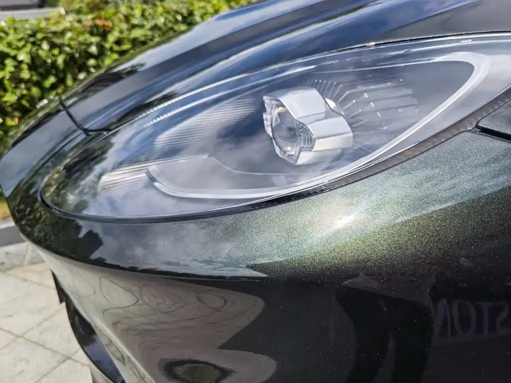 Aston Martin DBX — миниатюра 19